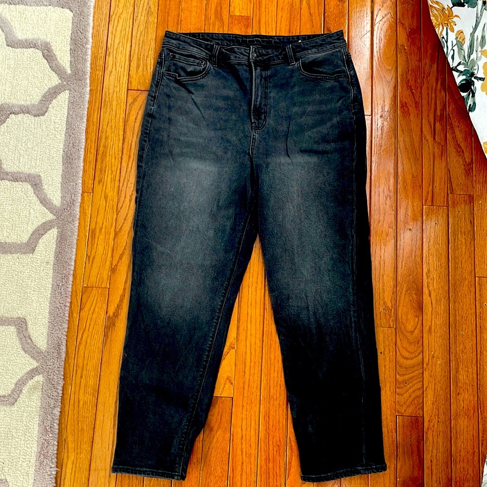 Black American Eagle Mom Jean sz 14